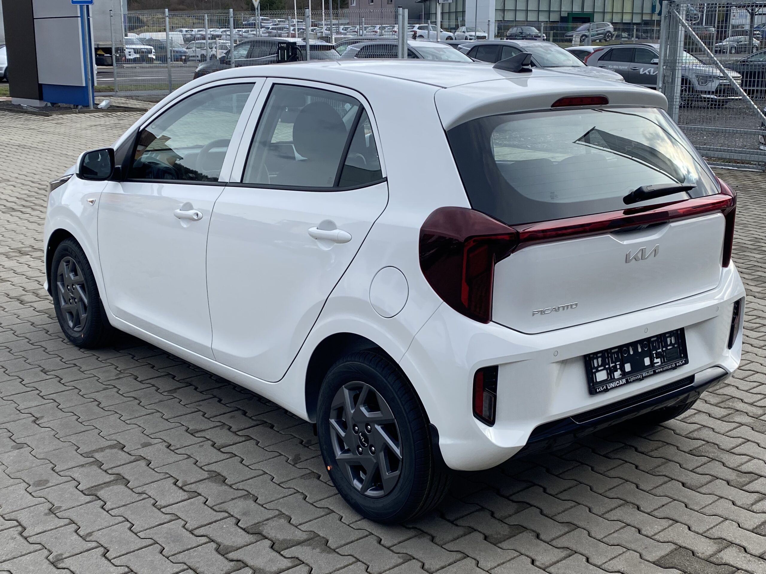 Kia Picanto - Image 5