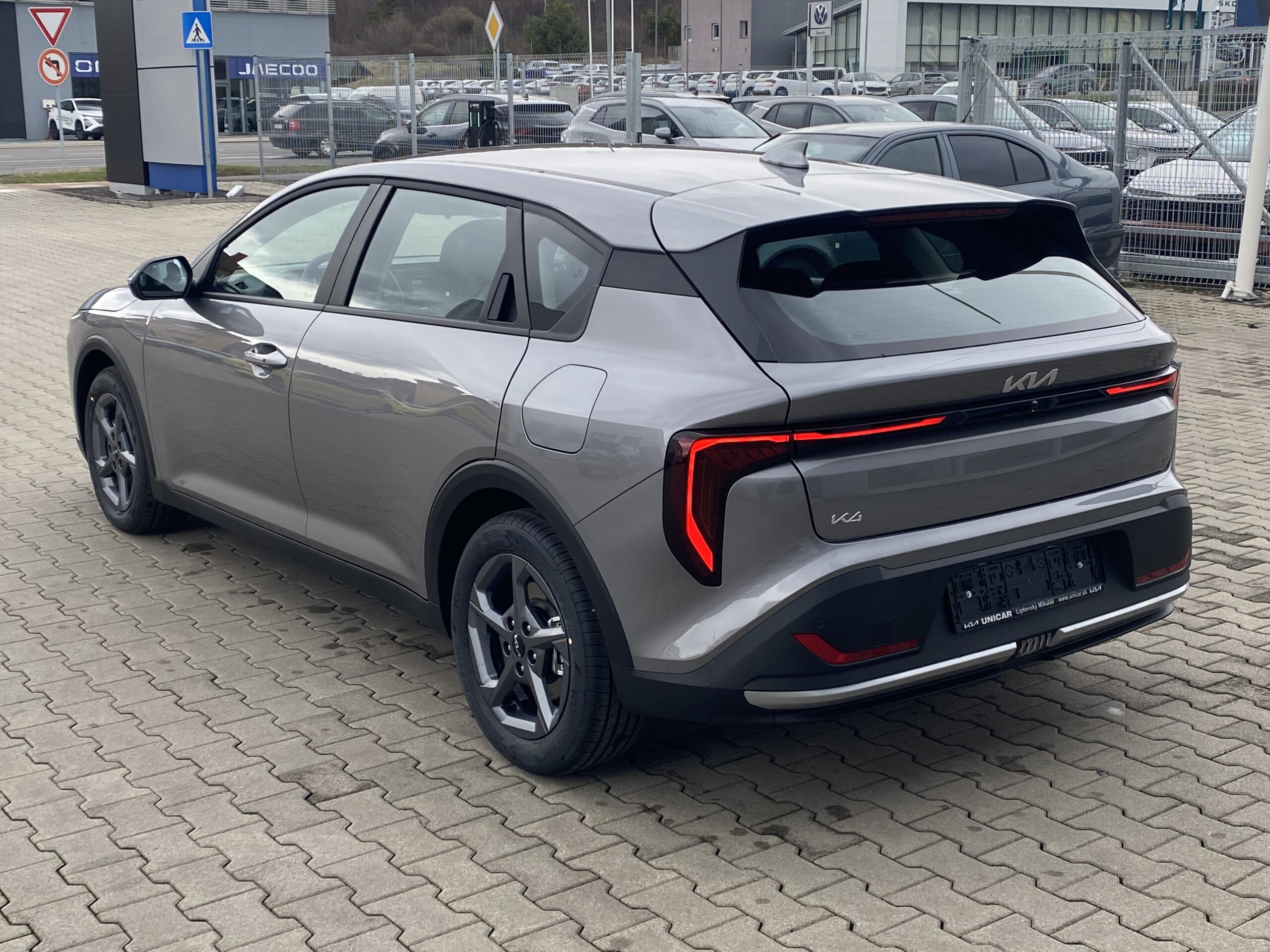 Kia K4 - Image 3