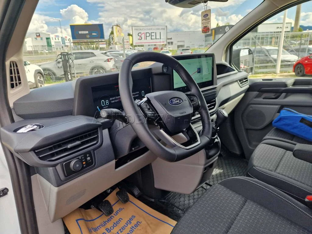 Ford Transit Custom - Image 8