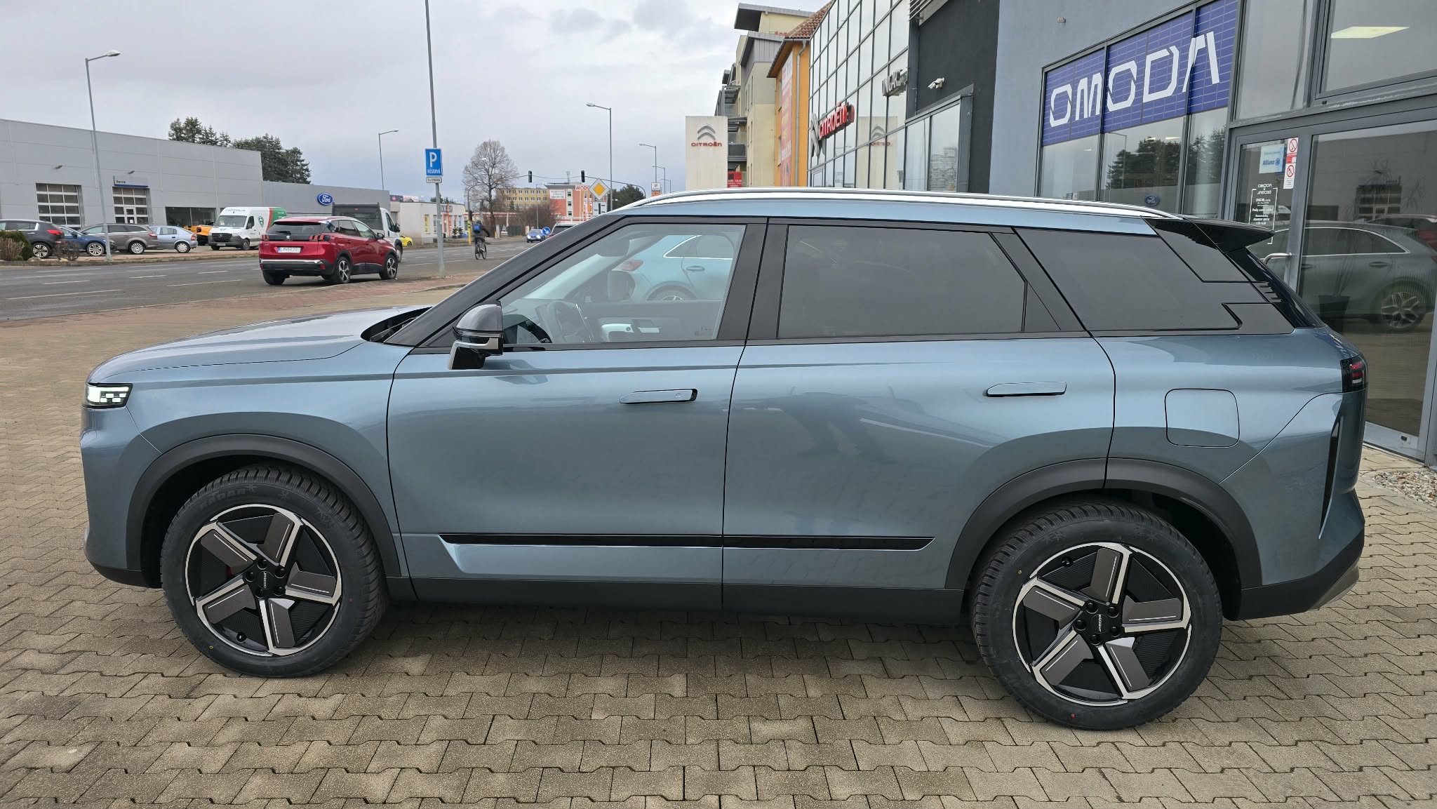 JAECOO J7 LUXURY FWD - Image 2