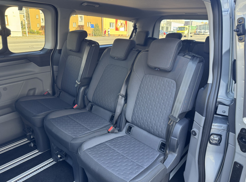 Ford Custom Tourneo 2.0 TDCi EB 170k A8 – AWD (125kW) - Image 5