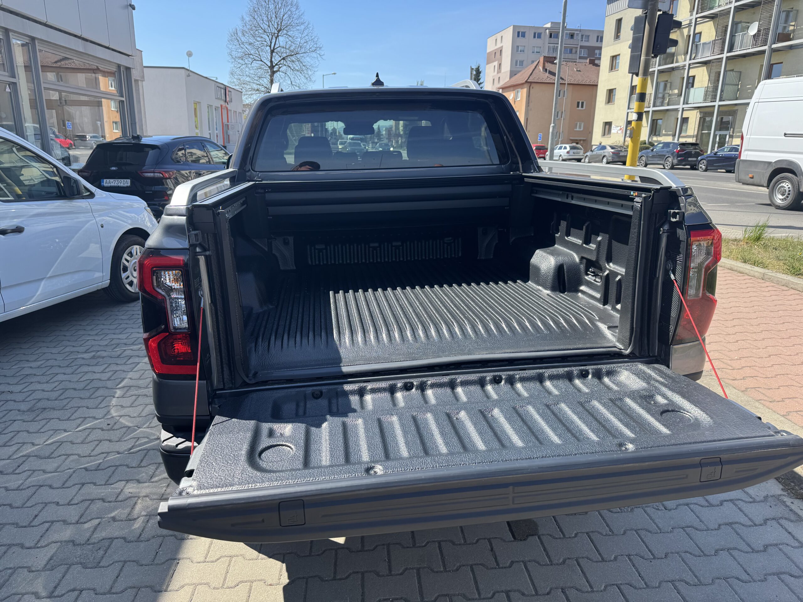 Ford Ranger 2. 3 EcoBoost PHEV 281k A10 – e-4WD (207kW) Wildtrak - Image 4