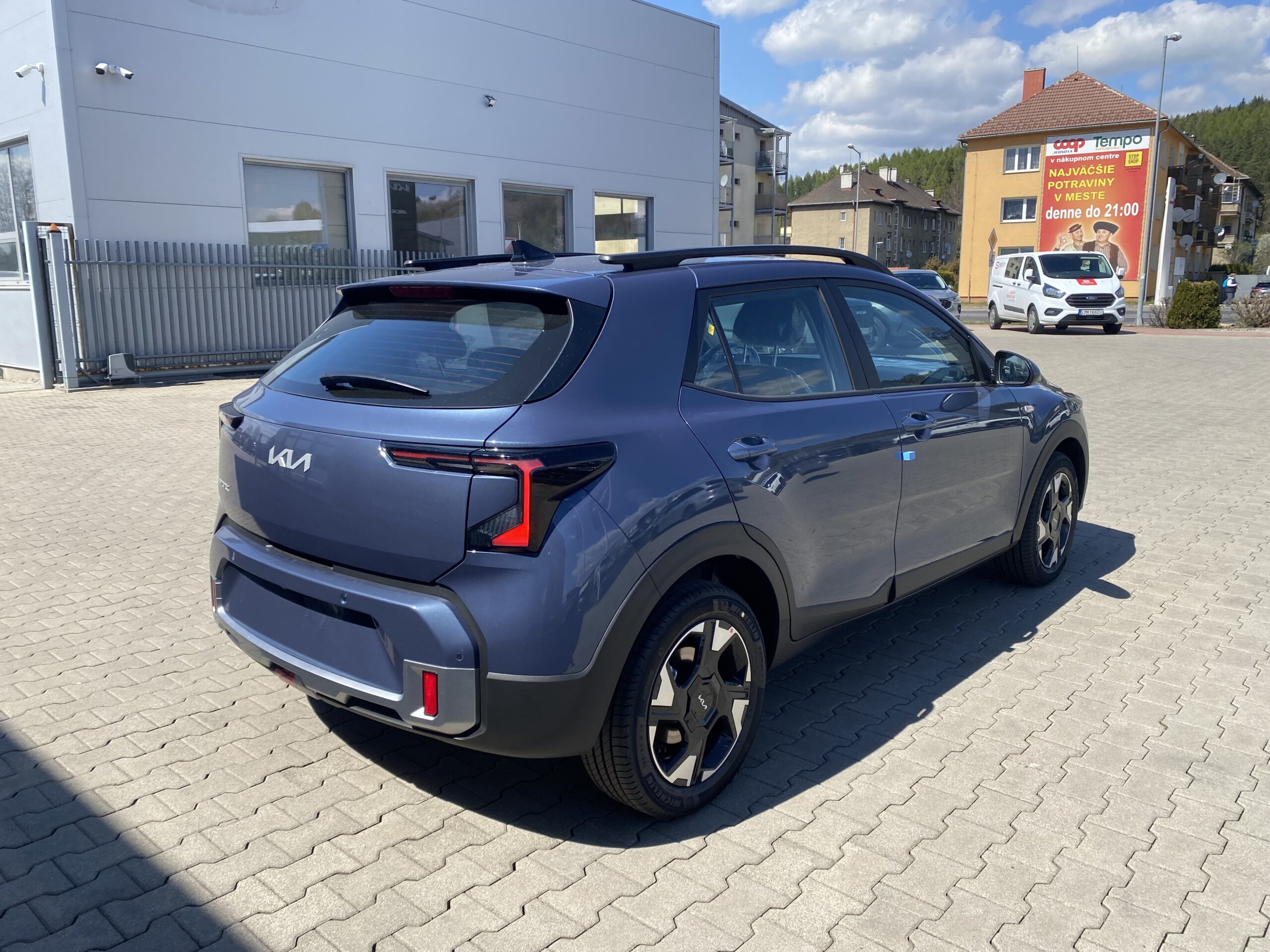 Kia Stonic - Image 3