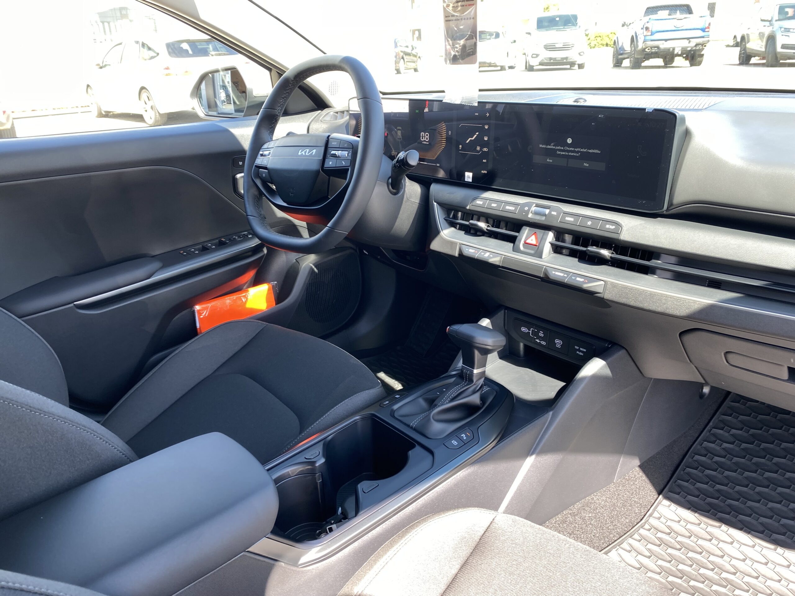 Kia K4 SW - Image 12