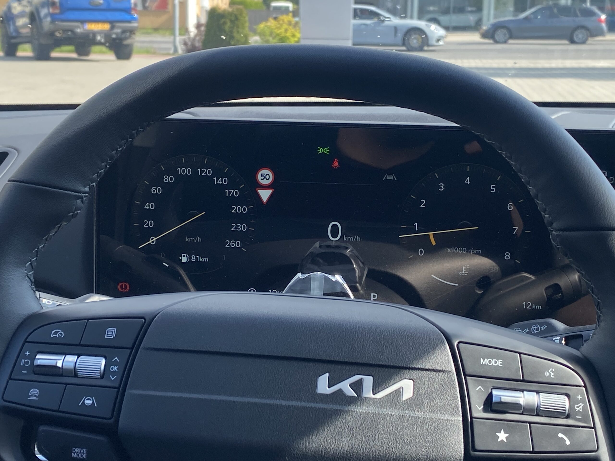 Kia K4 SW - Image 8