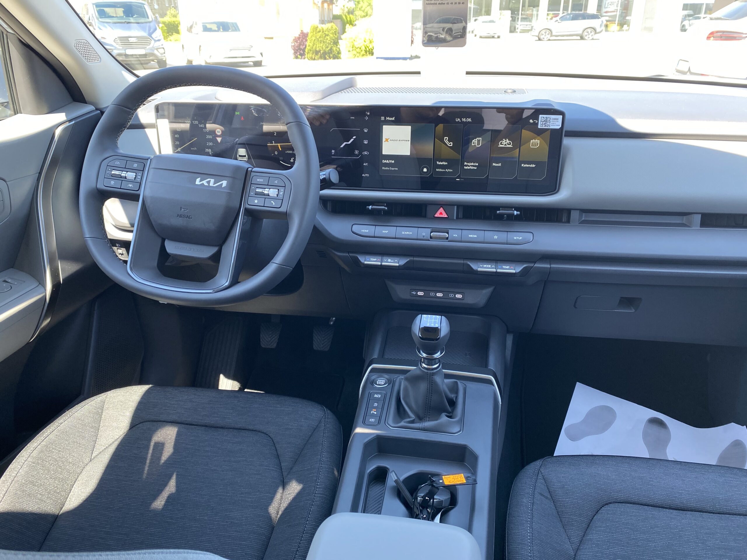 Kia Seltos - Image 10