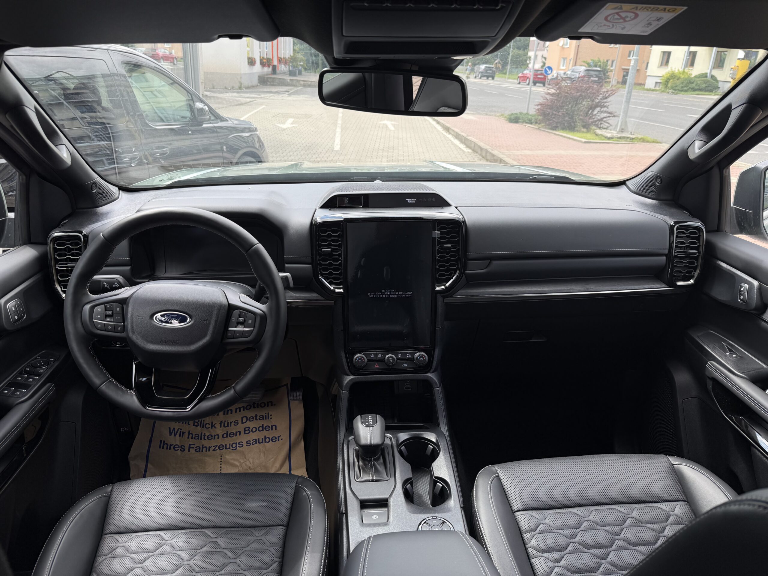 Ford Ranger 3.0 EcoBlue V6 240k A10 – e-4WD (177kW) Platinum - Image 4