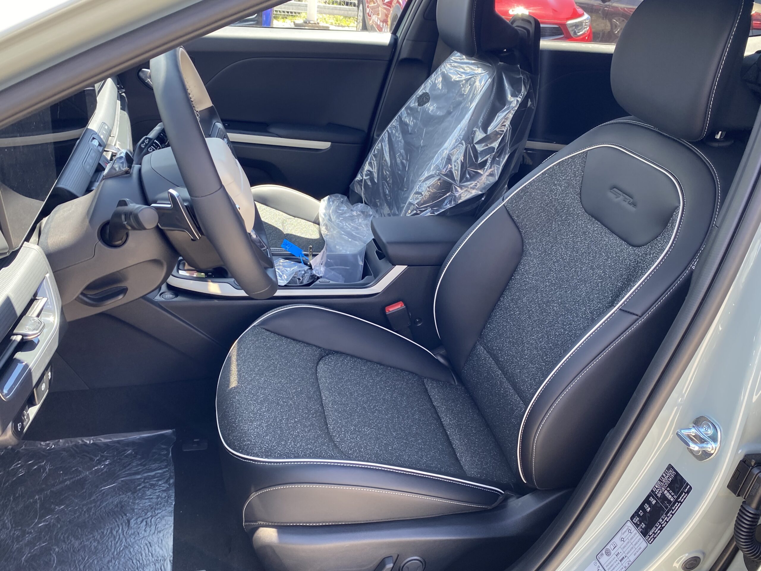 Kia K4 SW - Image 13